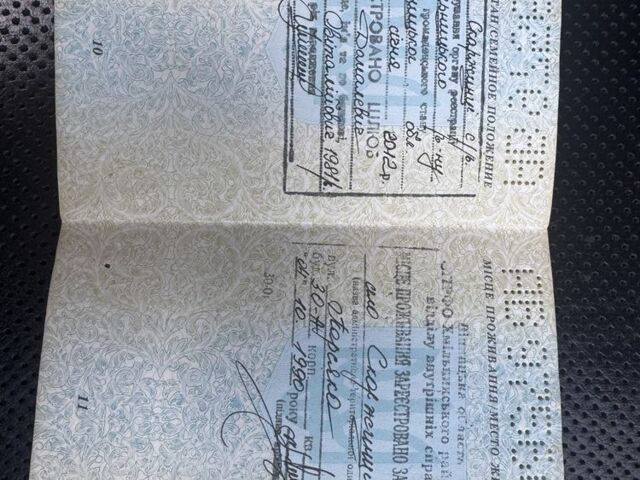 Хендай Туксон 2008 в Жмеренке на Automoto.ua Серый Хендай Туксон, объемом двигателя 2 л и пробегом 228 тыс. км за 6900 $, фото 19 на Automoto.ua