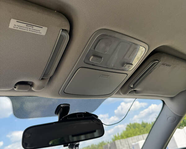 Сірий Хендай Туксон, об'ємом двигуна 2 л та пробігом 188 тис. км за 9200 $, фото 17 на Automoto.ua