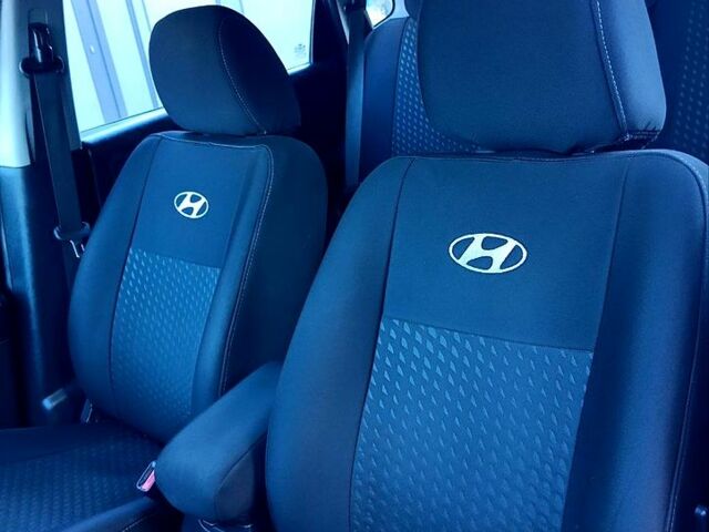 Сірий Хендай Туксон, об'ємом двигуна 2 л та пробігом 216 тис. км за 8200 $, фото 6 на Automoto.ua