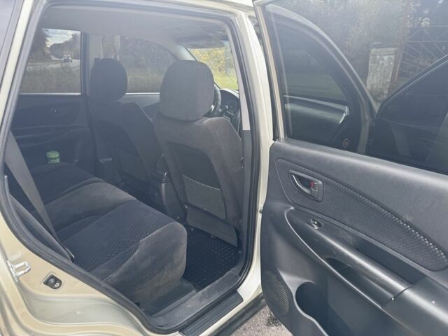 Хендай Туксон 2008 в Жмеренке на Automoto.ua Серый Хендай Туксон, объемом двигателя 2 л и пробегом 228 тыс. км за 6900 $, фото 15 на Automoto.ua