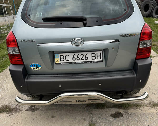 Хендай Туксон 2008 в Новой Ушице на Automoto.ua Серый Хендай Туксон, объемом двигателя 1.98 л и пробегом 229 тыс. км за 8200 $, фото 18 на Automoto.ua