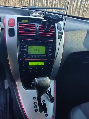 Сірий Хендай Туксон, об'ємом двигуна 1.99 л та пробігом 272 тис. км за 8500 $, фото 16 на Automoto.ua