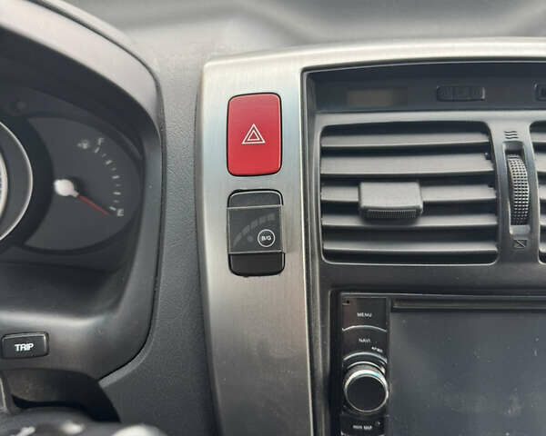 Хендай Туксон 2008 у Дніпро (Дніпропетровську) на Automoto.ua Сірий Хендай Туксон, об'ємом двигуна 1.98 л та пробігом 168 тис. км за 8200 $, фото 10 на Automoto.ua