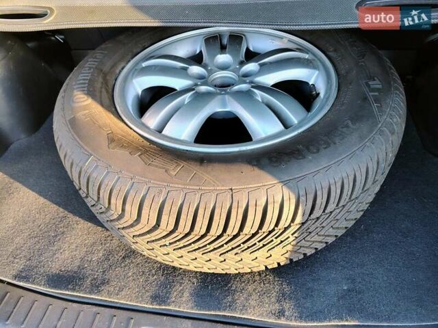 Хендай Туксон 2008 у Вінниці на Automoto.ua Сірий Хендай Туксон, об'ємом двигуна 1.98 л та пробігом 126 тис. км за 8350 $, фото 14 на Automoto.ua