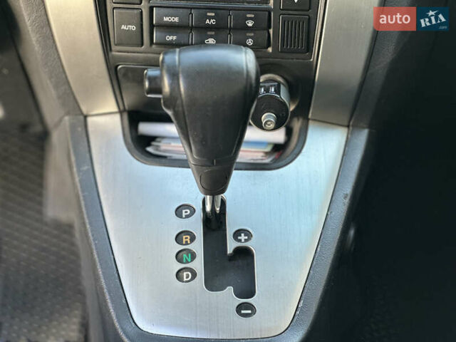 Серый Хендай Туксон, объемом двигателя 1.99 л и пробегом 333 тыс. км за 8199 $, фото 12 на Automoto.ua