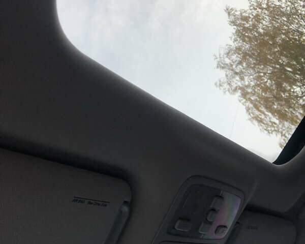 Хендай Туксон 2008 в Лубнах на Automoto.ua Серый Хендай Туксон, объемом двигателя 2.7 л и пробегом 247 тыс. км за 7200 $, фото 10 на Automoto.ua