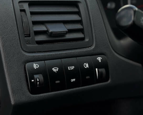 Сірий Хендай Туксон, об'ємом двигуна 2 л та пробігом 188 тис. км за 9200 $, фото 20 на Automoto.ua