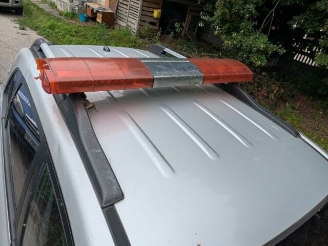 Серый Хендай Туксон, объемом двигателя 2 л и пробегом 220 тыс. км за 2000 $, фото 8 на Automoto.ua