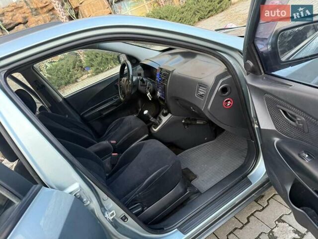 Серый Хендай Туксон, объемом двигателя 2 л и пробегом 217 тыс. км за 8200 $, фото 11 на Automoto.ua
