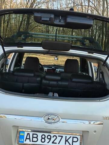 Сірий Хендай Туксон, об'ємом двигуна 1.99 л та пробігом 272 тис. км за 8500 $, фото 8 на Automoto.ua