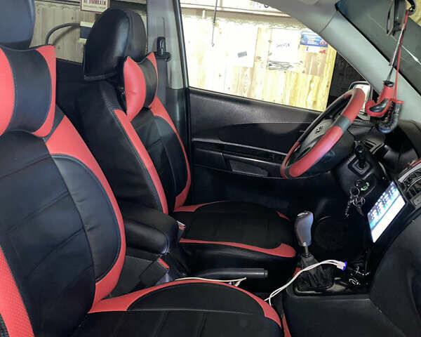 Сірий Хендай Туксон, об'ємом двигуна 2.02 л та пробігом 226 тис. км за 9200 $, фото 1 на Automoto.ua