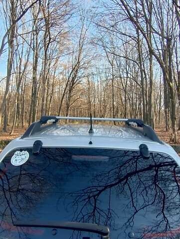 Сірий Хендай Туксон, об'ємом двигуна 1.99 л та пробігом 272 тис. км за 8500 $, фото 5 на Automoto.ua