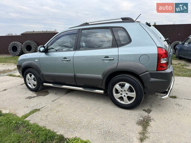 Хендай Туксон 2008 в Новой Ушице на Automoto.ua Серый Хендай Туксон, объемом двигателя 1.98 л и пробегом 229 тыс. км за 8200 $, фото 21 на Automoto.ua