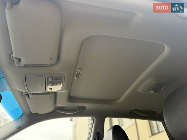 Сірий Хендай Туксон, об'ємом двигуна 2 л та пробігом 187 тис. км за 7700 $, фото 33 на Automoto.ua