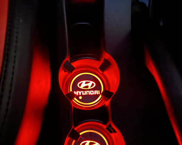 Сірий Хендай Туксон, об'ємом двигуна 2.02 л та пробігом 226 тис. км за 9200 $, фото 13 на Automoto.ua