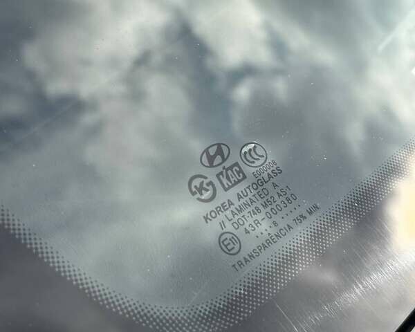 Серый Хендай Туксон, объемом двигателя 2 л и пробегом 48 тыс. км за 11800 $, фото 18 на Automoto.ua