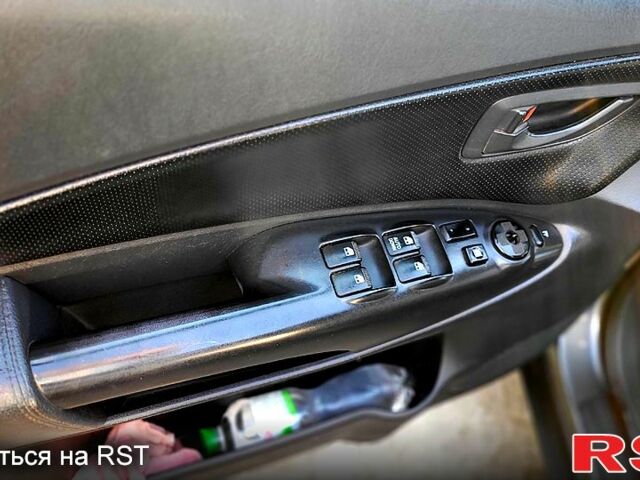 Серый Хендай Туксон, объемом двигателя 2 л и пробегом 190 тыс. км за 8500 $, фото 10 на Automoto.ua