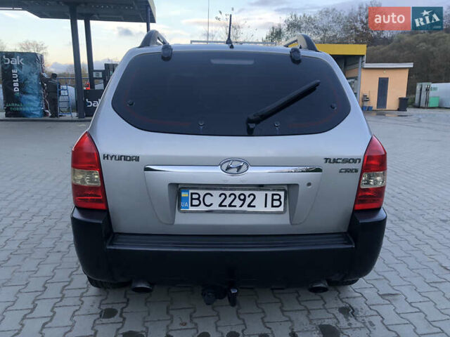 Хендай Туксон 2008 в Турке на Automoto.ua Серый Хендай Туксон, объемом двигателя 2 л и пробегом 274 тыс. км за 7200 $, фото 10 на Automoto.ua