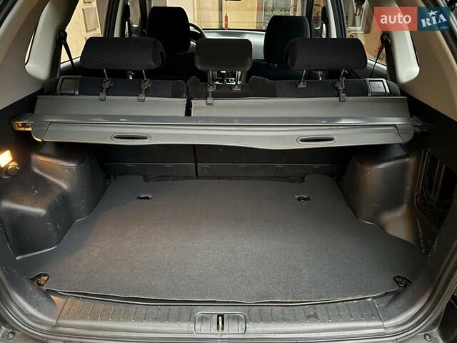 Хендай Туксон 2008 в Миргороде на Automoto.ua Серый Хендай Туксон, объемом двигателя 1.98 л и пробегом 177 тыс. км за 7950 $, фото 45 на Automoto.ua