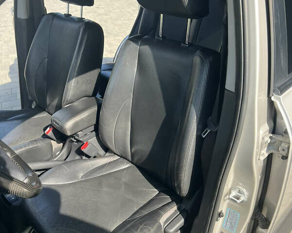 Сірий Хендай Туксон, об'ємом двигуна 2.7 л та пробігом 229 тис. км за 7700 $, фото 24 на Automoto.ua
