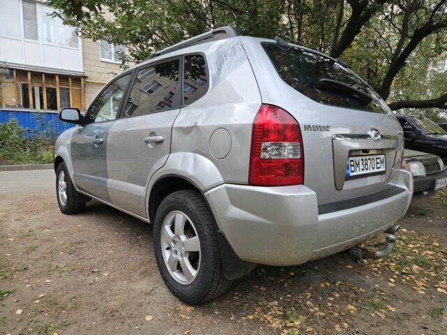 Серый Хендай Туксон, объемом двигателя 2 л и пробегом 170 тыс. км за 3300 $, фото 3 на Automoto.ua