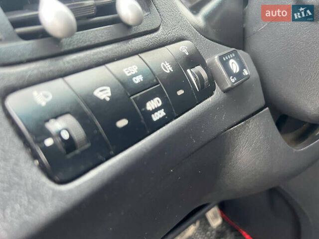 Хендай Туксон 2008 в Трускавце на Automoto.ua Серый Хендай Туксон, объемом двигателя 1.98 л и пробегом 320 тыс. км за 7399 $, фото 3 на Automoto.ua