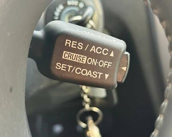 Серый Хендай Туксон, объемом двигателя 2 л и пробегом 48 тыс. км за 11800 $, фото 11 на Automoto.ua