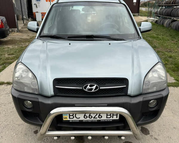 Хендай Туксон 2008 в Новой Ушице на Automoto.ua Серый Хендай Туксон, объемом двигателя 1.98 л и пробегом 229 тыс. км за 8200 $, фото 10 на Automoto.ua