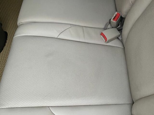 Сірий Хендай Туксон, об'ємом двигуна 2 л та пробігом 170 тис. км за 7600 $, фото 11 на Automoto.ua