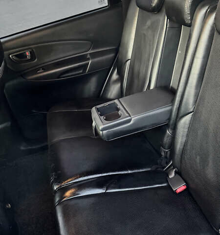 Хендай Туксон 2008 у Зборів на Automoto.ua Сірий Хендай Туксон, об'ємом двигуна 1.99 л та пробігом 228 тис. км за 8500 $, фото 17 на Automoto.ua