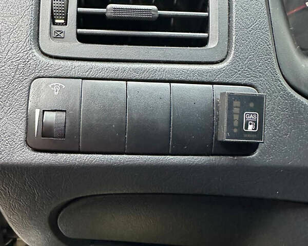 Серый Хендай Туксон, объемом двигателя 1.98 л и пробегом 227 тыс. км за 7700 $, фото 10 на Automoto.ua