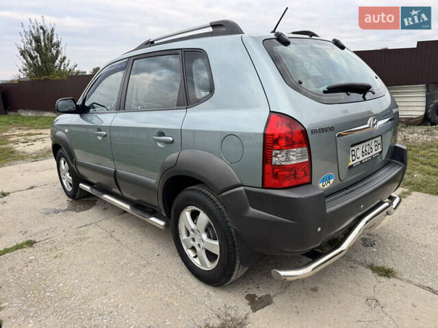 Хендай Туксон 2008 в Новой Ушице на Automoto.ua Серый Хендай Туксон, объемом двигателя 1.98 л и пробегом 229 тыс. км за 8200 $, фото 20 на Automoto.ua