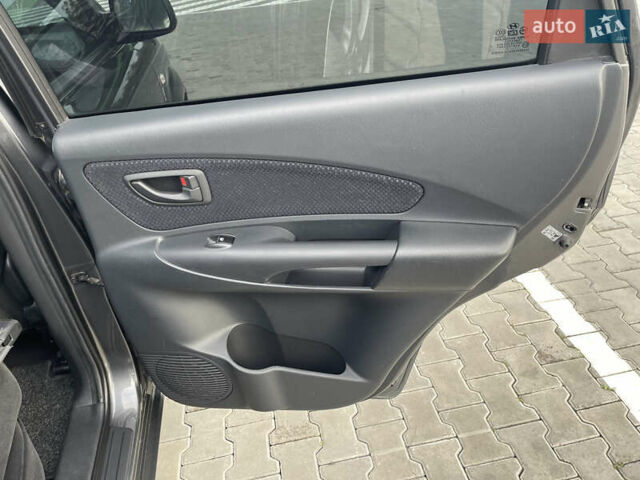 Сірий Хендай Туксон, об'ємом двигуна 2 л та пробігом 172 тис. км за 8550 $, фото 20 на Automoto.ua