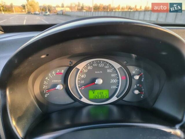 Хендай Туксон 2008 у Вінниці на Automoto.ua Сірий Хендай Туксон, об'ємом двигуна 1.98 л та пробігом 126 тис. км за 8350 $, фото 11 на Automoto.ua