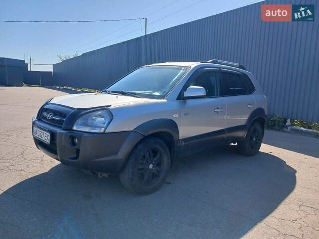 Хендай Туксон 2008 у Полтаві на Automoto.ua Сірий Хендай Туксон, об'ємом двигуна 2 л та пробігом 222 тис. км за 7200 $, фото 3 на Automoto.ua