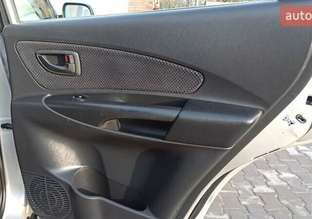 Серый Хендай Туксон, объемом двигателя 2 л и пробегом 127 тыс. км за 9300 $, фото 33 на Automoto.ua