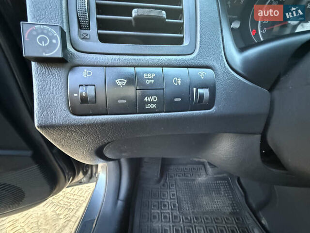 Сірий Хендай Туксон, об'ємом двигуна 1.98 л та пробігом 220 тис. км за 8200 $, фото 17 на Automoto.ua