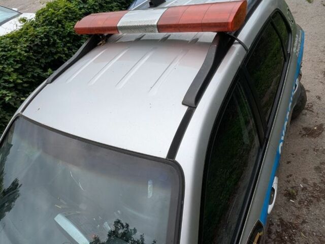 Серый Хендай Туксон, объемом двигателя 2 л и пробегом 220 тыс. км за 2000 $, фото 10 на Automoto.ua