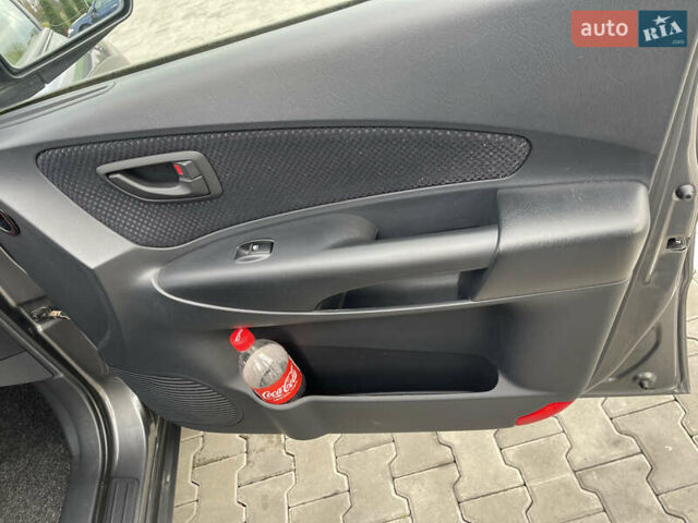 Сірий Хендай Туксон, об'ємом двигуна 2 л та пробігом 172 тис. км за 8550 $, фото 19 на Automoto.ua