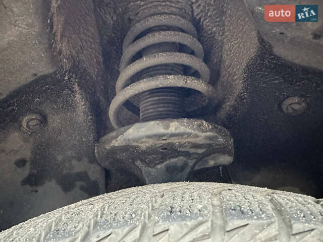 Серый Хендай Туксон, объемом двигателя 1.98 л и пробегом 227 тыс. км за 7700 $, фото 22 на Automoto.ua