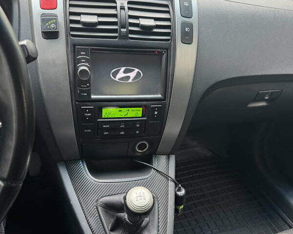 Хендай Туксон 2008 у Дніпро (Дніпропетровську) на Automoto.ua Сірий Хендай Туксон, об'ємом двигуна 1.98 л та пробігом 168 тис. км за 8200 $, фото 8 на Automoto.ua