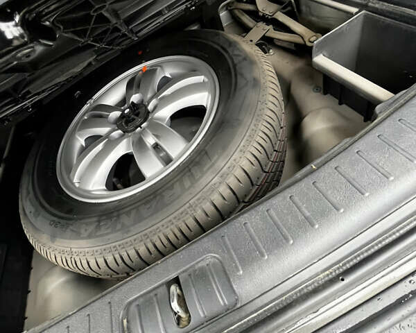 Сірий Хендай Туксон, об'ємом двигуна 1.98 л та пробігом 36 тис. км за 12800 $, фото 4 на Automoto.ua