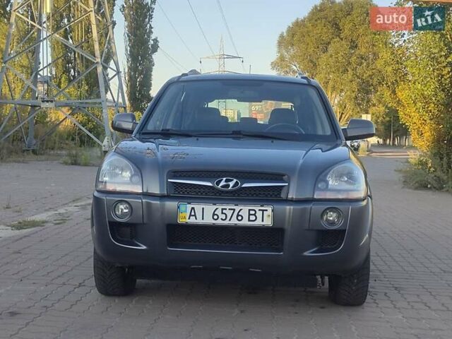 Сірий Хендай Туксон, об'ємом двигуна 2 л та пробігом 234 тис. км за 8750 $, фото 10 на Automoto.ua