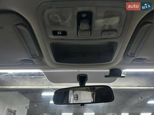 Сірий Хендай Туксон, об'ємом двигуна 2.66 л та пробігом 165 тис. км за 10000 $, фото 12 на Automoto.ua