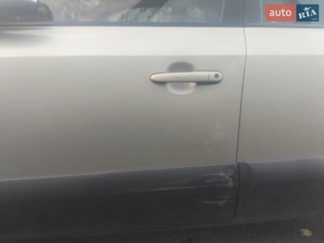 Сірий Хендай Туксон, об'ємом двигуна 1.98 л та пробігом 84 тис. км за 9200 $, фото 3 на Automoto.ua