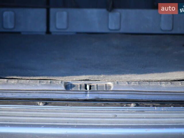 Серый Хендай Туксон, объемом двигателя 2 л и пробегом 271 тыс. км за 8000 $, фото 18 на Automoto.ua