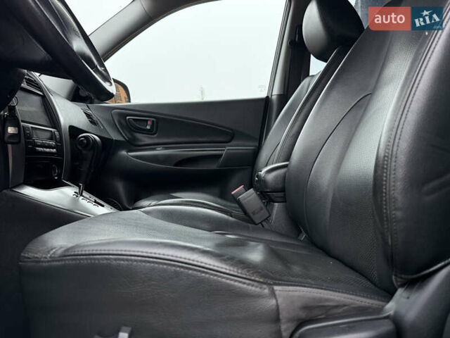 Серый Хендай Туксон, объемом двигателя 2 л и пробегом 86 тыс. км за 9800 $, фото 43 на Automoto.ua
