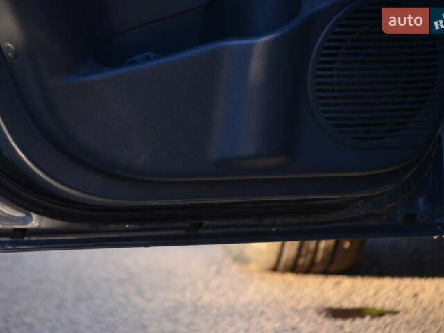 Серый Хендай Туксон, объемом двигателя 2 л и пробегом 271 тыс. км за 8000 $, фото 32 на Automoto.ua