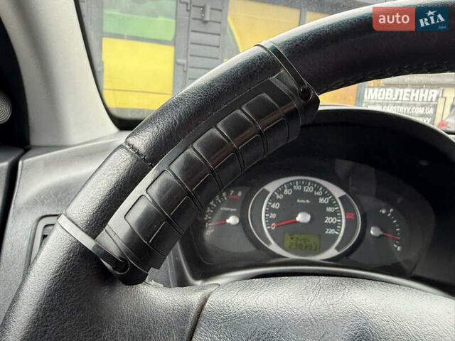 Хендай Туксон 2009 в Стрые на Automoto.ua Серый Хендай Туксон, объемом двигателя 2 л и пробегом 238 тыс. км за 7300 $, фото 40 на Automoto.ua