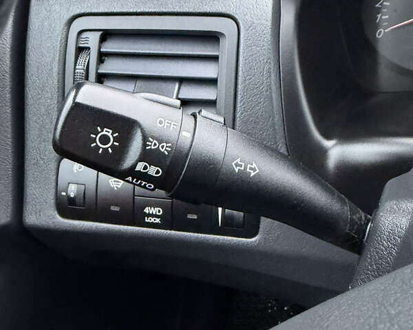 Серый Хендай Туксон, объемом двигателя 2 л и пробегом 86 тыс. км за 9800 $, фото 44 на Automoto.ua